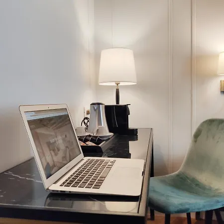 招待所 Babuino Palace&suites 4*