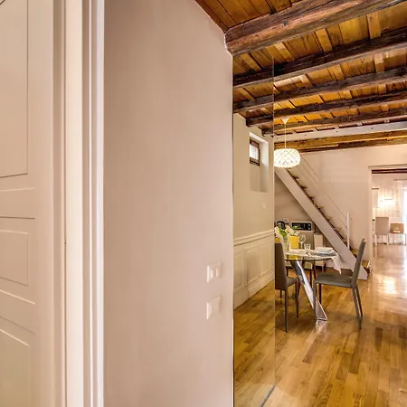 Gasthuis Babuino Palace&suites Rome
