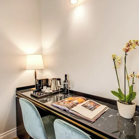 Babuino Palace&suites 招待所 4*