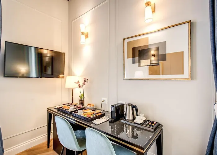 בית הארחה Babuino Palace&suites 4*