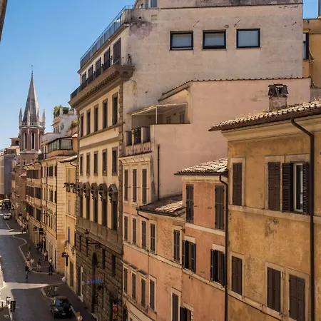 게스트하우스 Babuino Palace&suites 4*